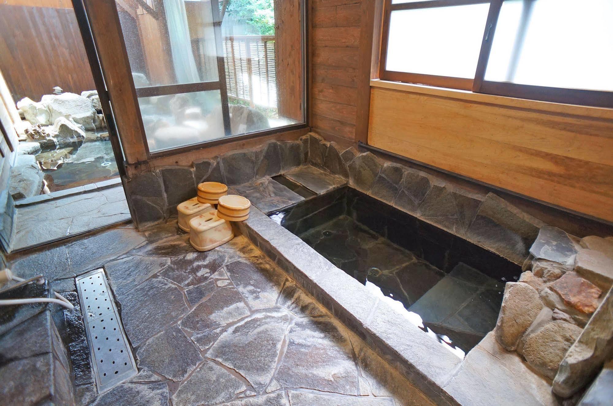 Ban-Ya Hot Spring Inn Yufu Exterior foto
